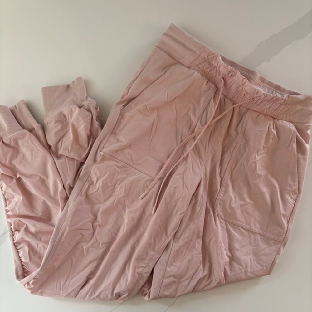 Lululemon Lined Dance Studio Jogger